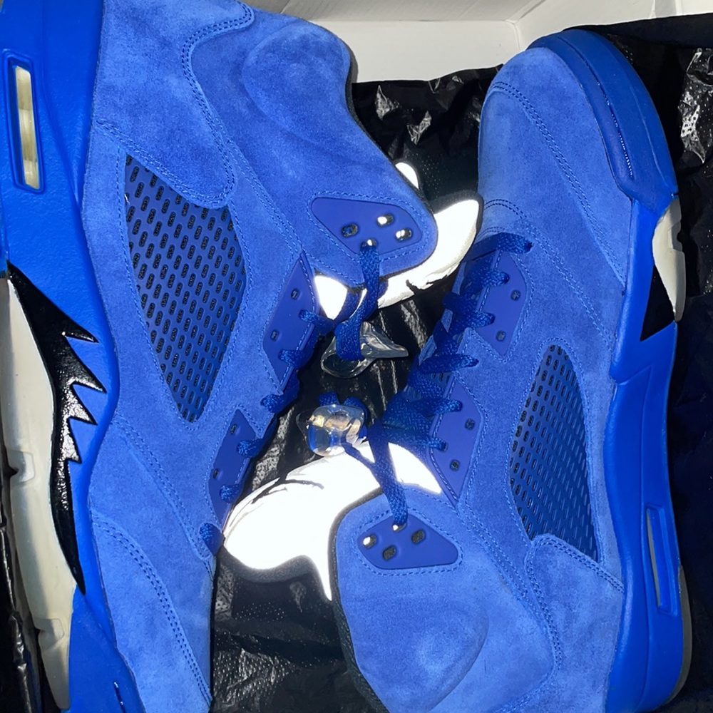 BRAND NEW JORDAN - Picture 4 of 8
